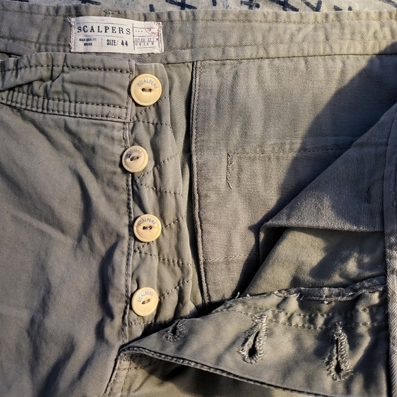 Scalpers men's shorts. Olive khakis. Button fly. M. (44) - Picture 4 of 7